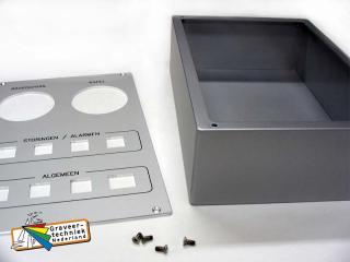 Aluminium frontpaneel frezen met kast in elk gewenst formaat